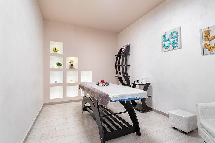 Mariella Ricchitelli c/o Crazy Beauty & Spa  - Spa Taranto - Photo de galerie - OneBooking