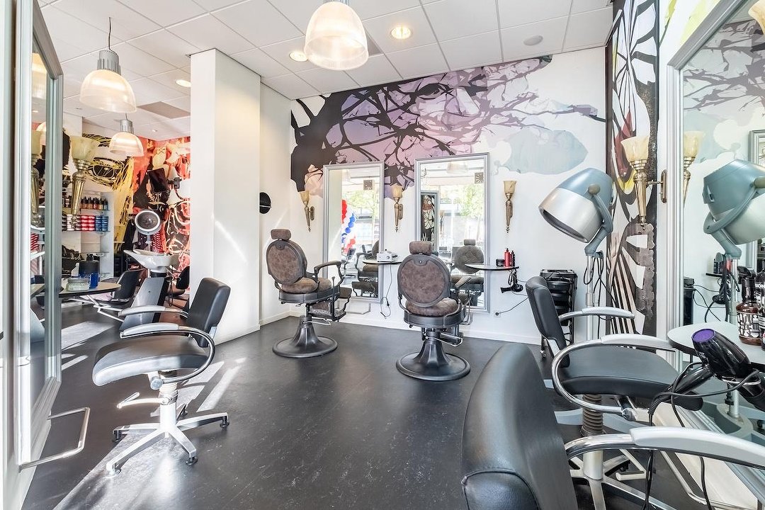 Barbershop Salon De Luxe, Delflandplein, Amsterdam