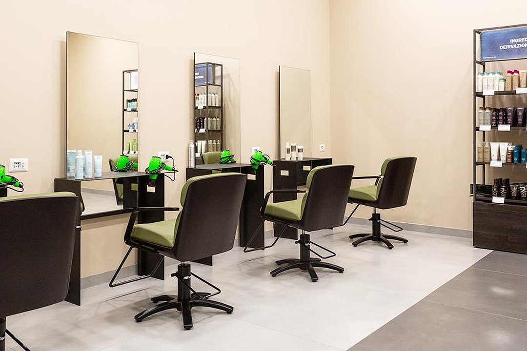 Jean Claude Paris - Via Alabardieri, Chiaia, Napoli