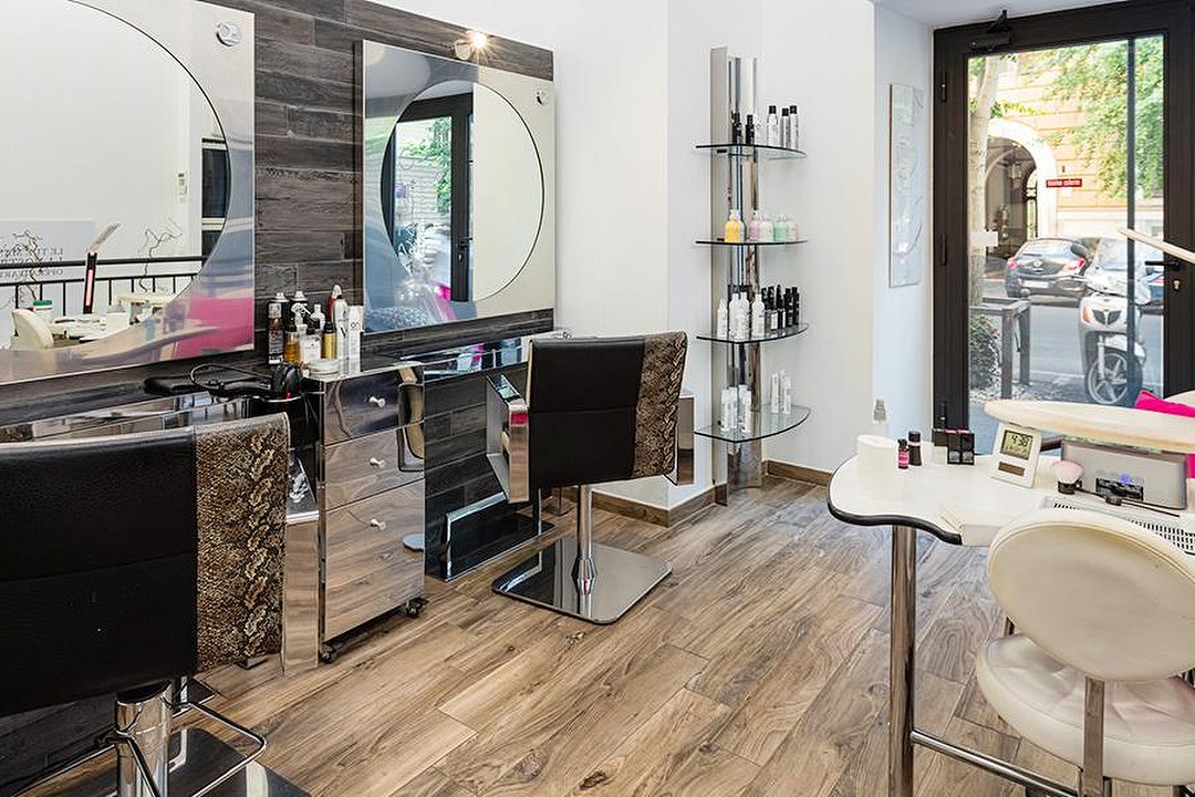 Novezero, Prati, Roma