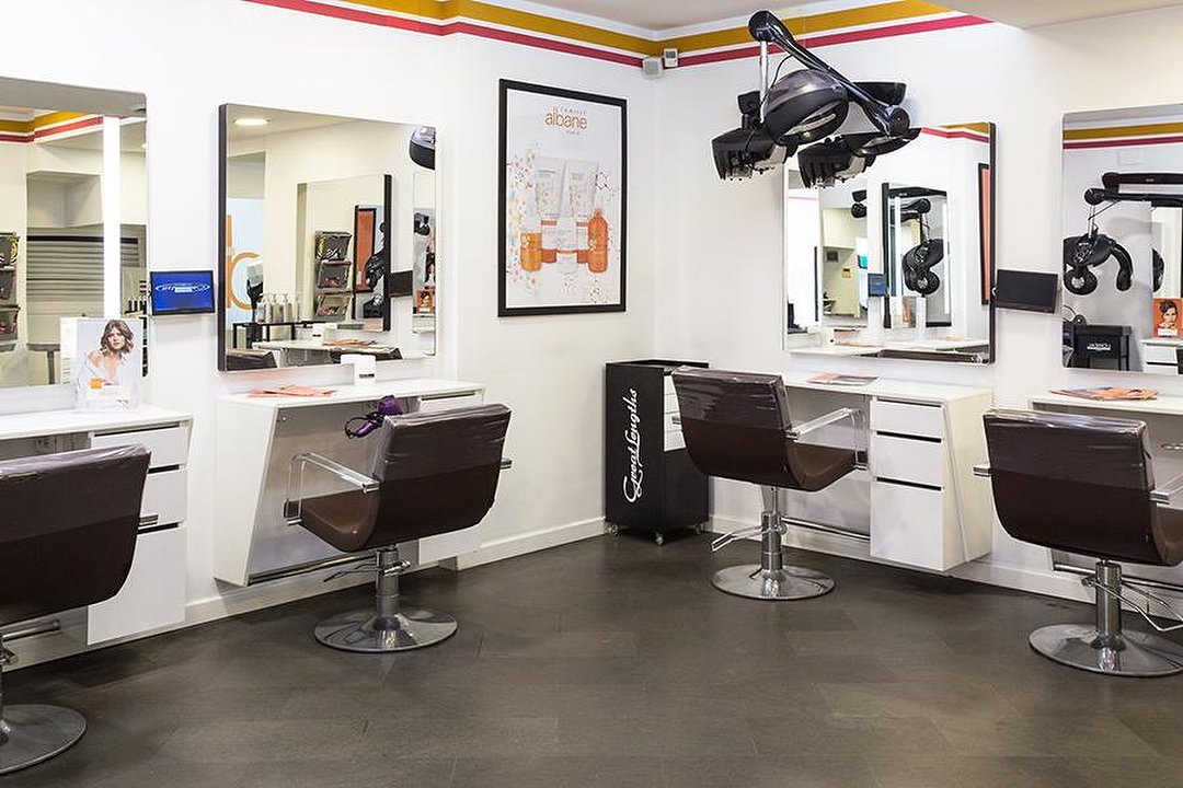 Camille Albane Napoli, Municipalità 3, Napoli