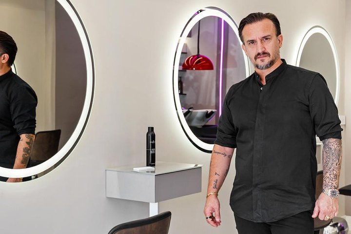 Gianni Pazzi Hair Designer - Coiffure Arzano - Photo de galerie - OneBooking