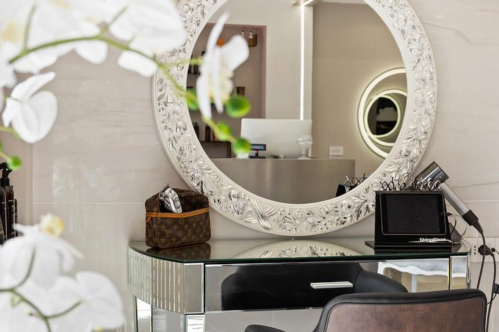 Gianni Pazzi Hair Designer - Coiffure Arzano - Photo de galerie - OneBooking