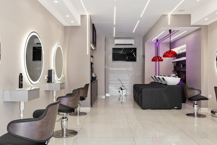 Gianni Pazzi Hair Designer - Coiffure Arzano - Photo de galerie - OneBooking