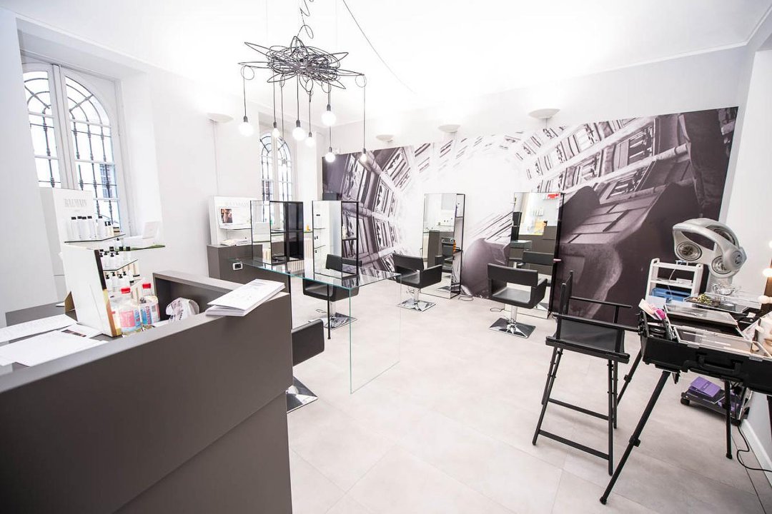 Maison BB HairSpa, Arona, Piemonte