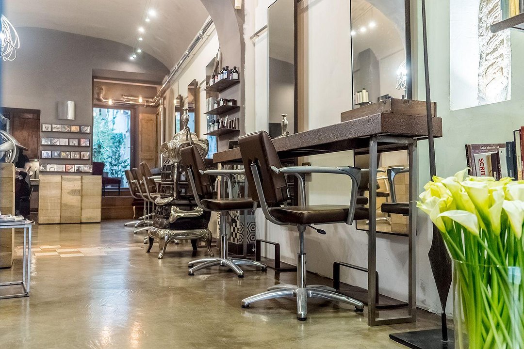 mimmo viola, Monti, Roma