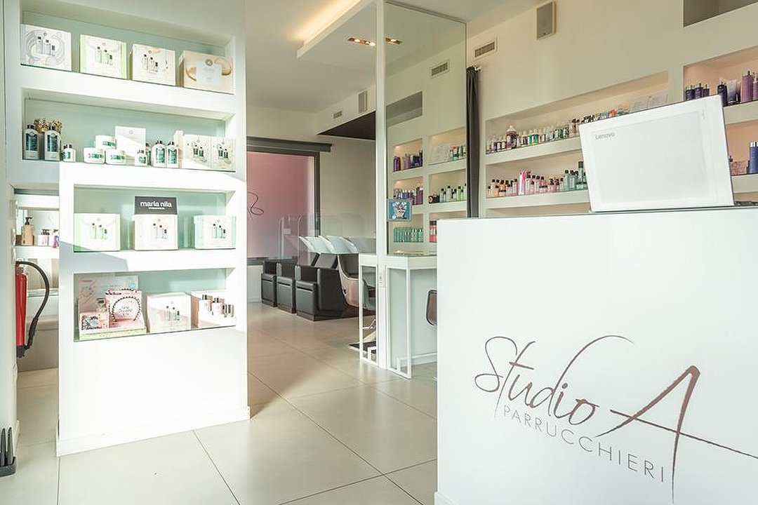 STUDIO A  PARRUCCHIERI, Padova Provincia