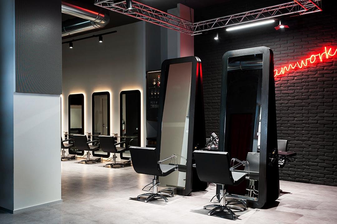 Backstage Salon Parrucchieri, Terni