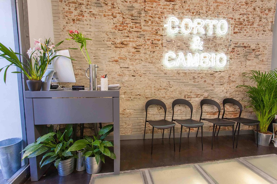 Corto y Cambio - Madrid, Malasaña, Madrid