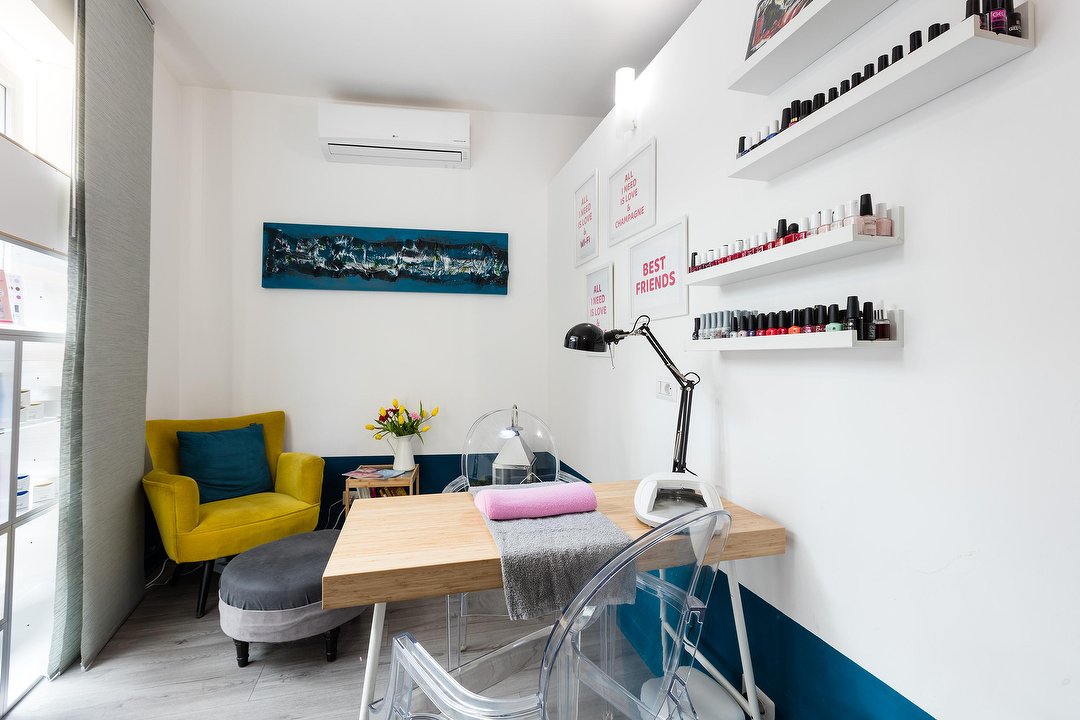 Moods Head & Body, Parioli, Roma