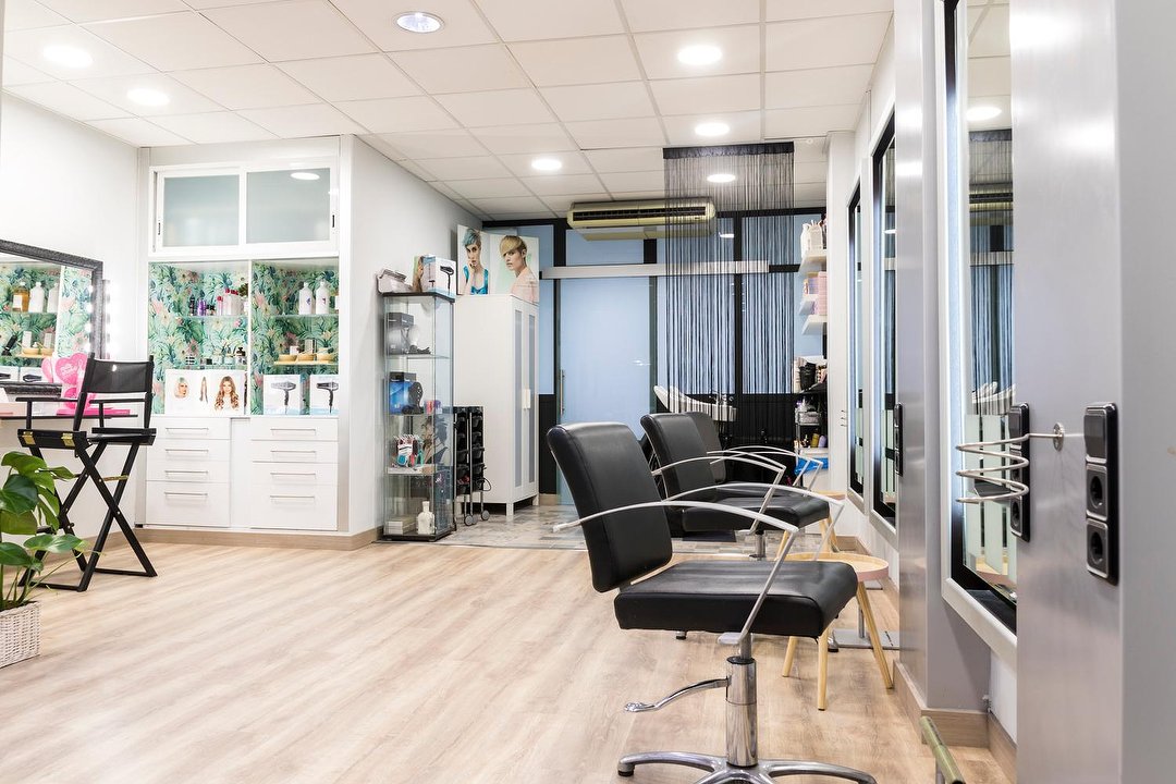 Sil Hair & Beauty, Provincia de Barcelona