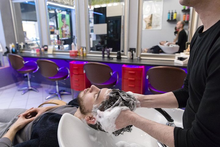 Infinity Hairstylists - Coiffure Milano - Photo de galerie - OneBooking