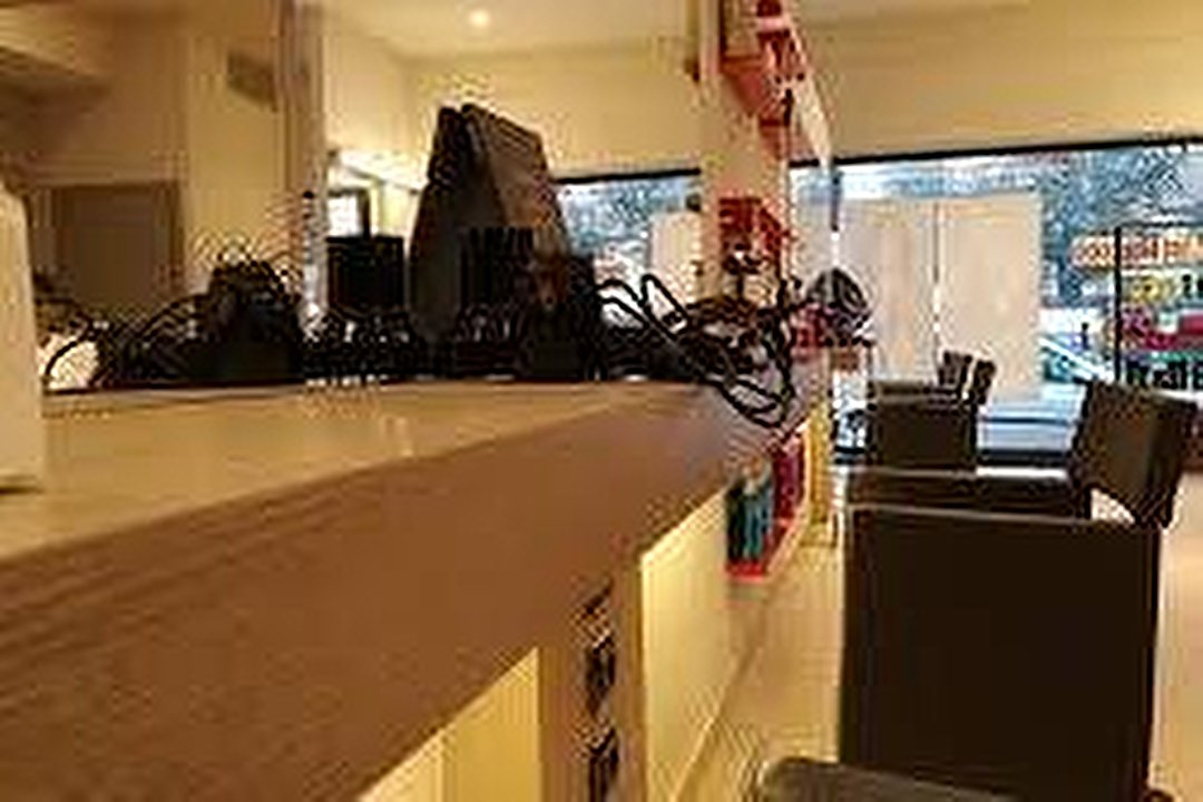 Claudia Parrucchiera, Sant'Eustacchio, Brescia