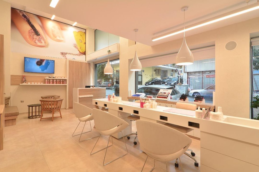 Nikolaou Nail Bar, Thiseio, Athens