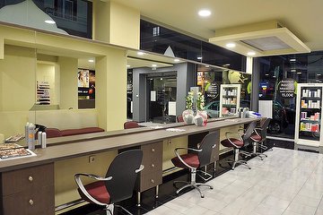 Doxopoulos Beauty Salons Πετράλωνα