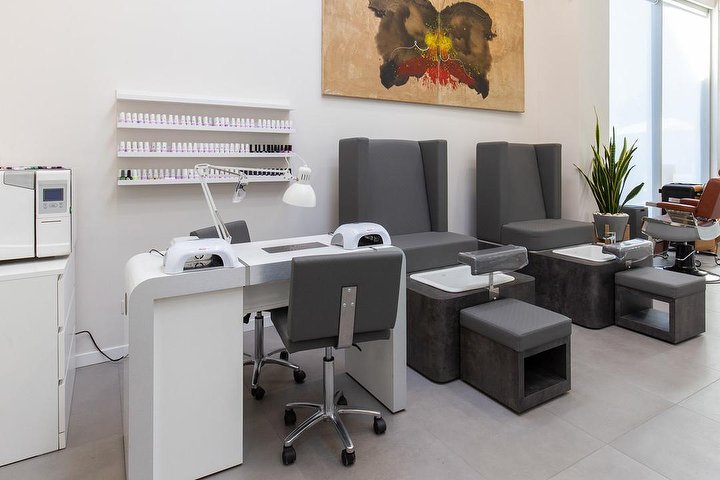 Haleh Beauty Lab - Parrucchiere Estetica Solarium - Coiffure Parma - Photo de galerie - OneBooking