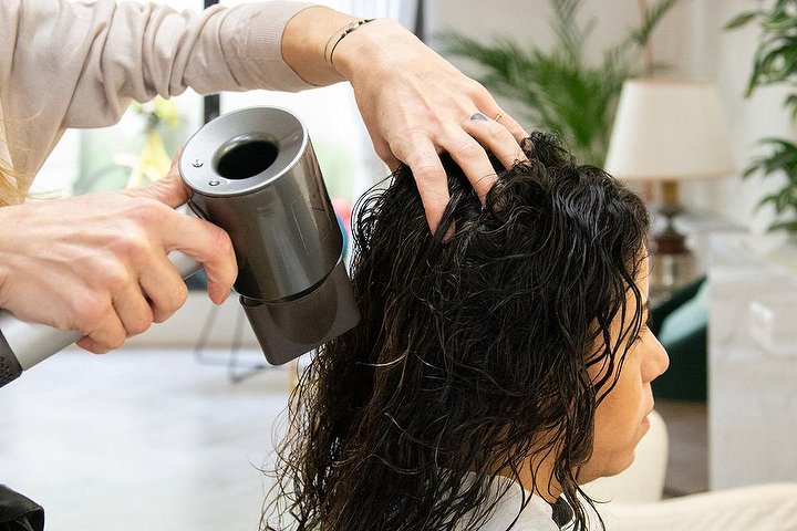 Woman Hair BeautyBar - Coiffure Reggio Emilia - Photo de galerie - OneBooking