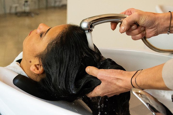 Woman Hair BeautyBar - Coiffure Reggio Emilia - Photo de galerie - OneBooking