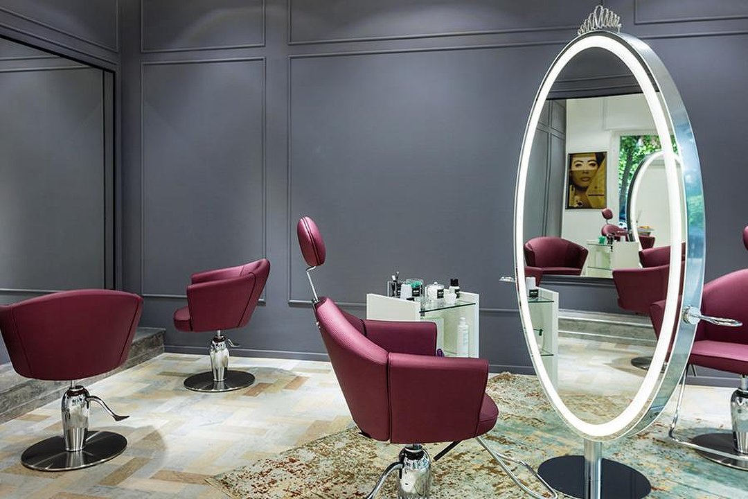 Helma Brow & Beauty, Tomba di Nerone, Roma