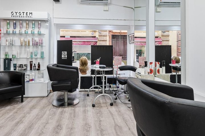 Peluquería Raúl Tovar - Barbier Sevilla - Photo de galerie - OneBooking