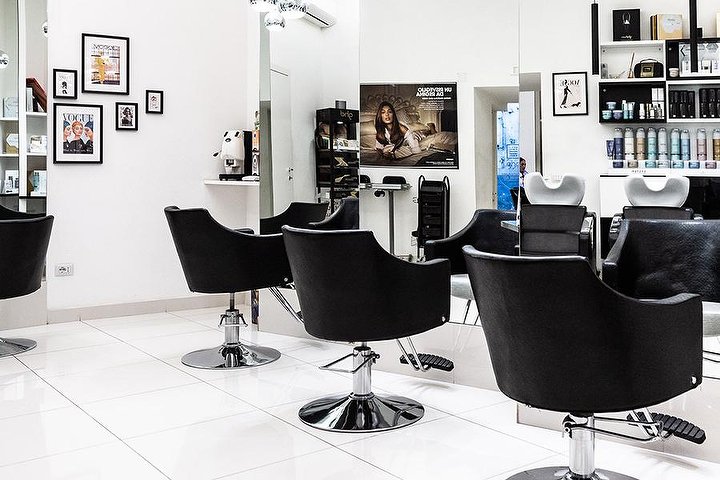 Vogue i Parrucchieri Centro Degradè - Coiffure Napoli - Photo de galerie - OneBooking