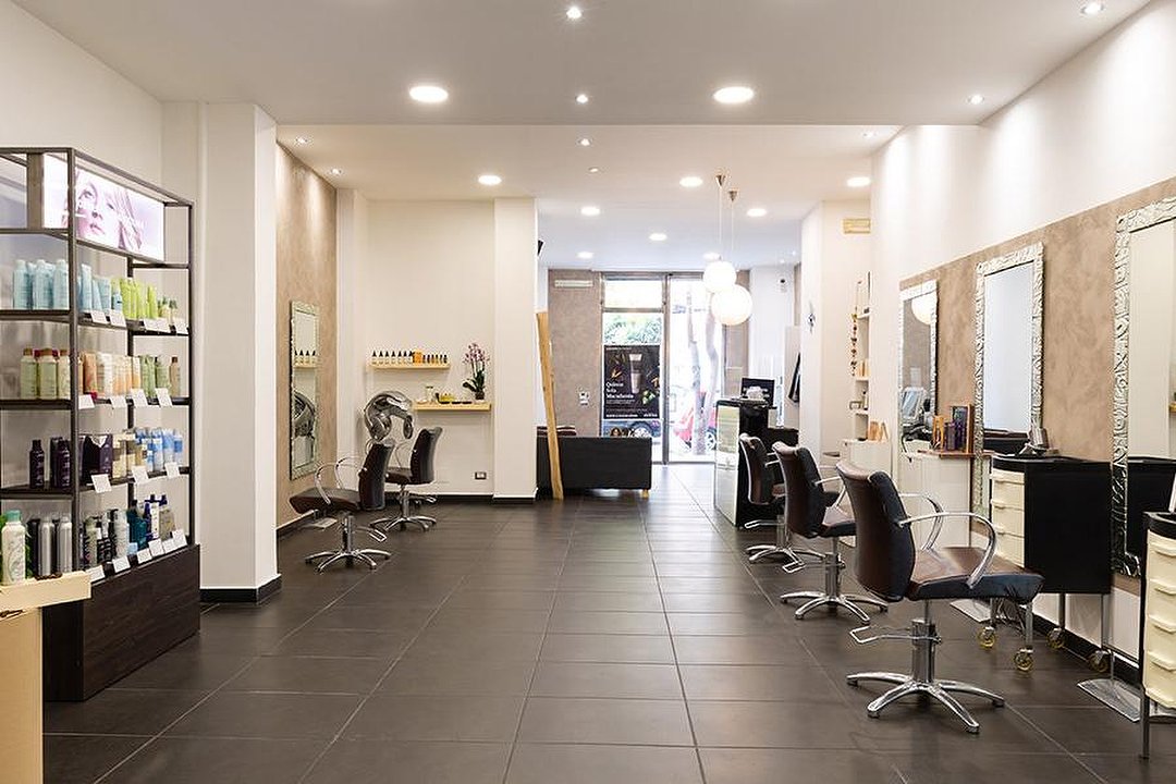 Francesco Romeo Parrucchieri, Zona Fiera - Cantieri, Palermo