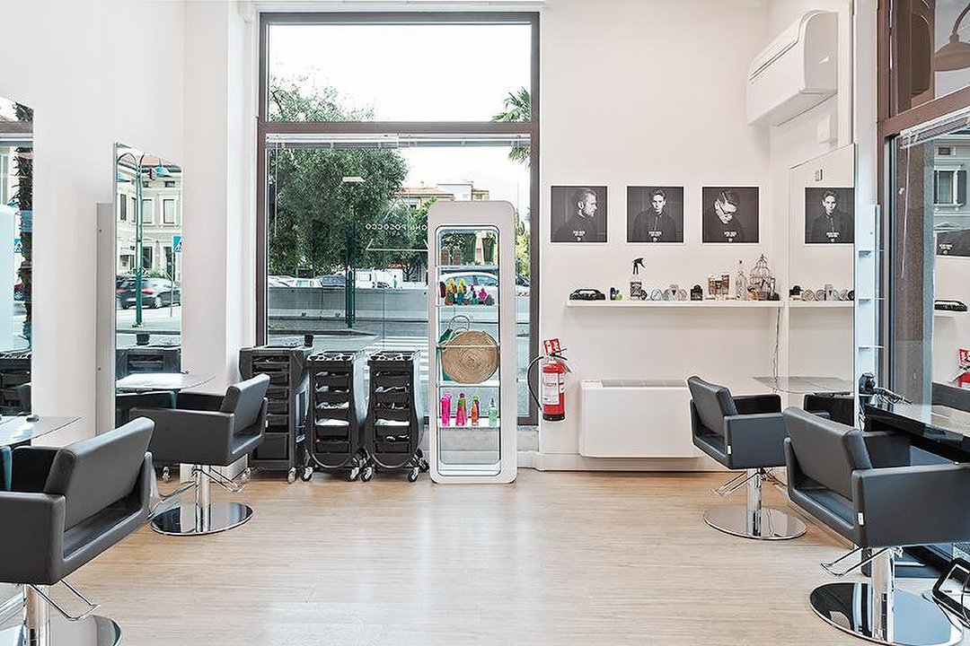 John Posocco Salon, Riva Del Garda, Trentino Alto Adige