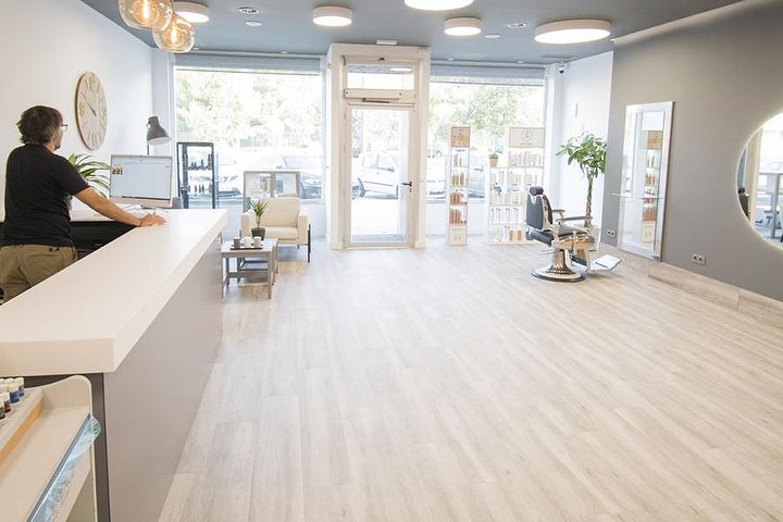 Estefanía Lastra - Barbier Granada - Photo de galerie - OneBooking