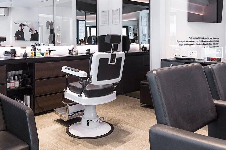 Bespoke Acanfora Saloon - Coiffure Napoli - Photo de galerie - OneBooking