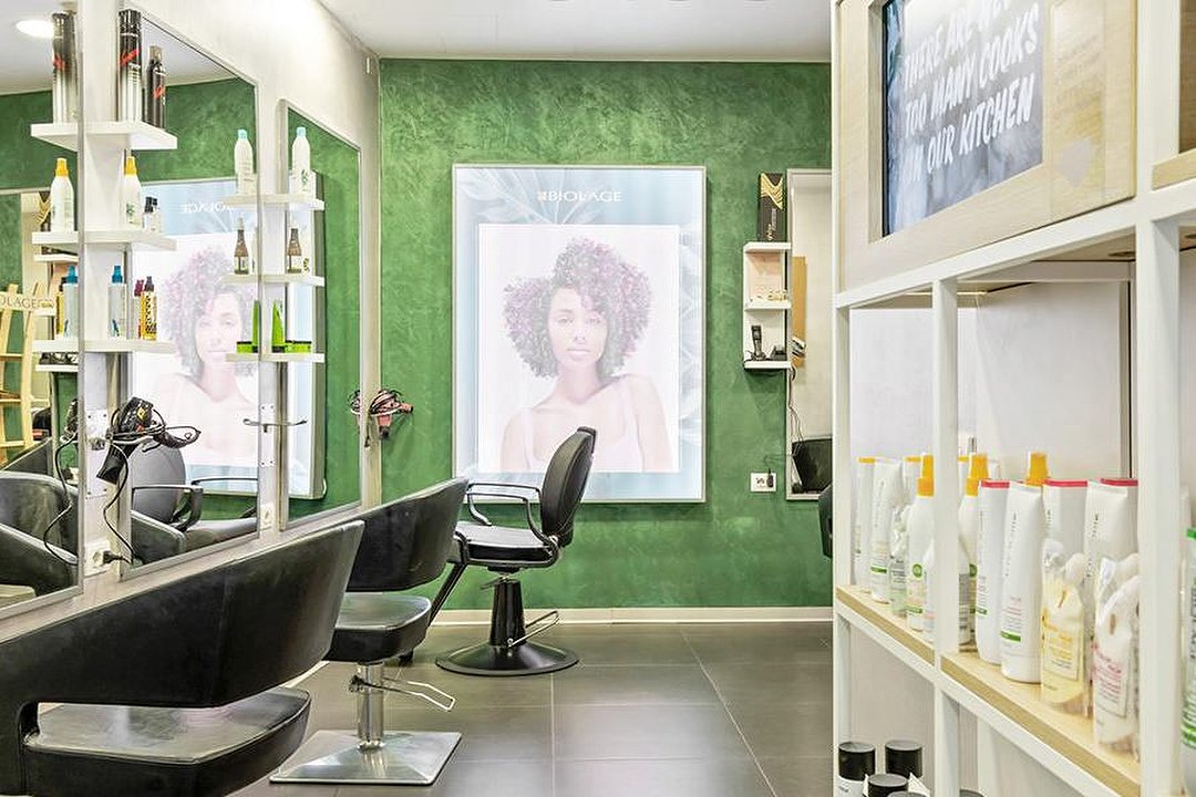 Beauty Brunette Assago, Lombardia