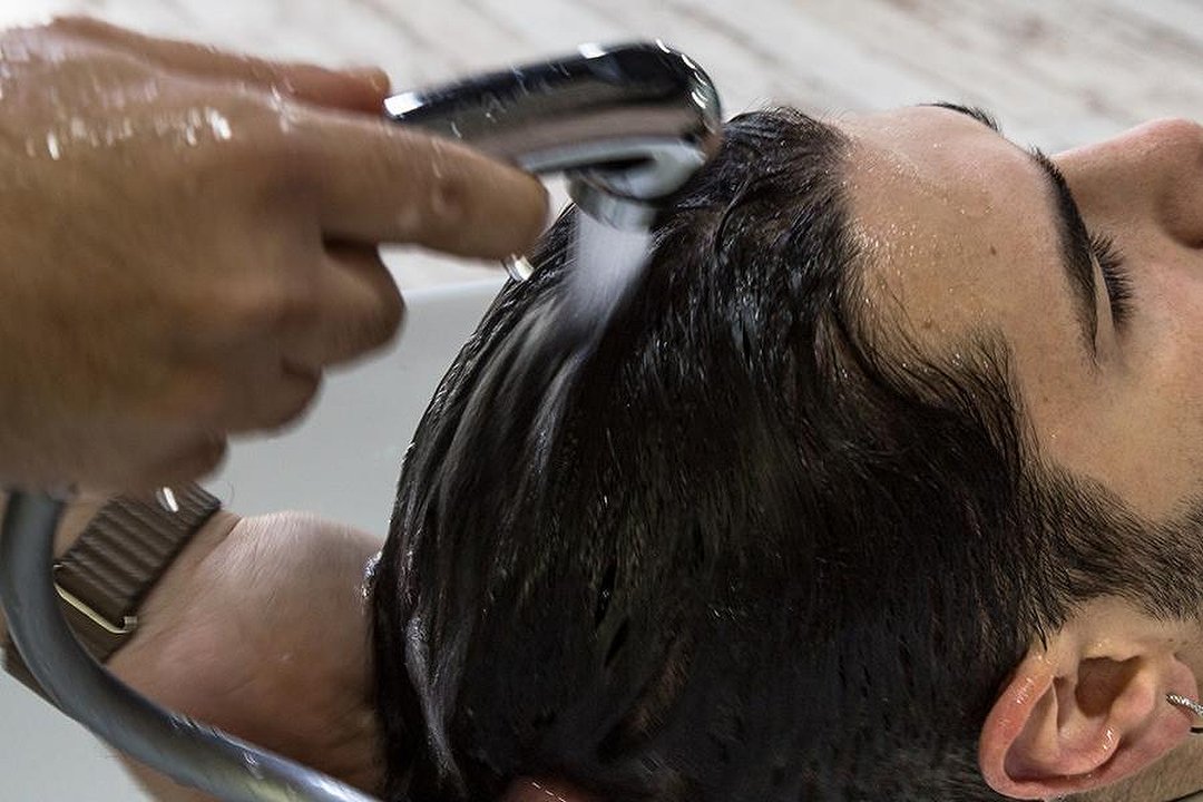 Barba e Capelli Walter's, Campania