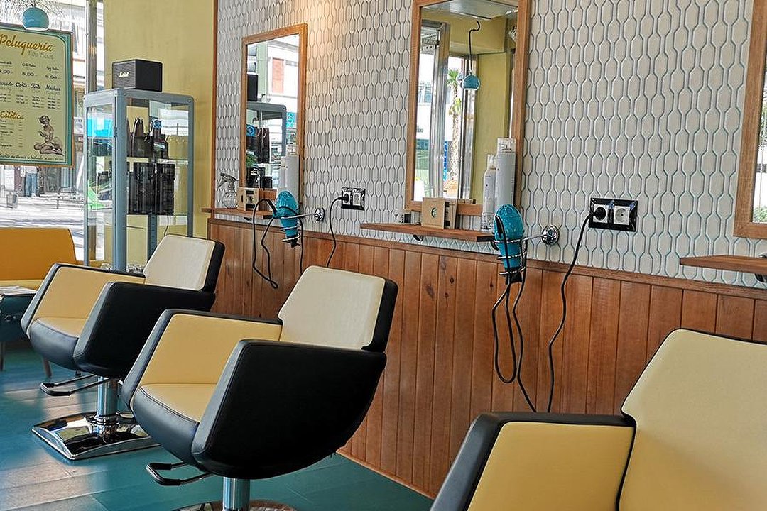 Julie's Salon Torremolinos, Torremolinos