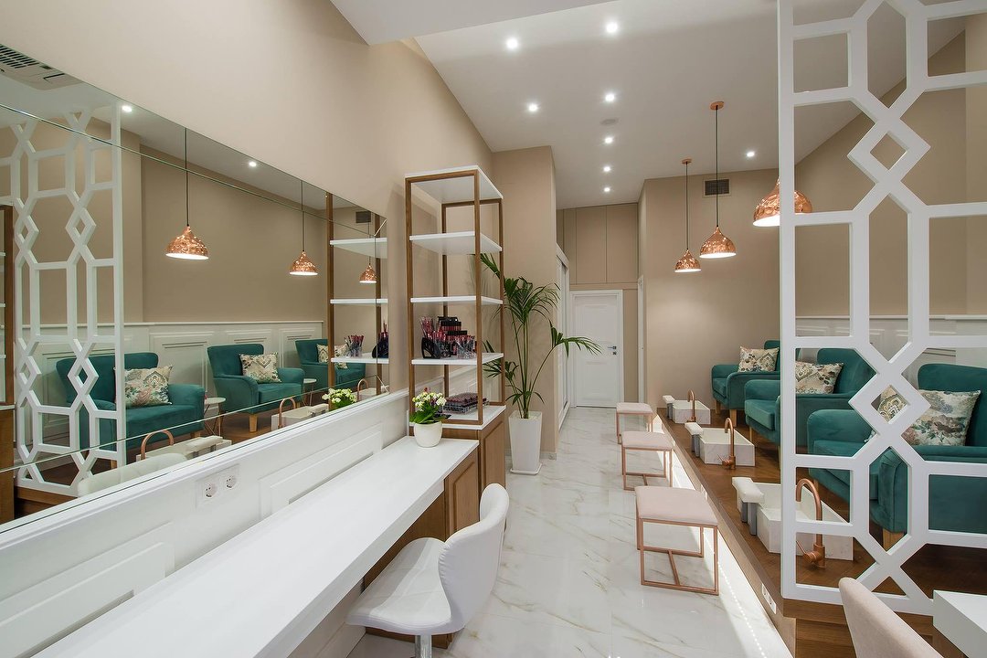 Onyx Nail & Brow Bar, Heraklion, Crete