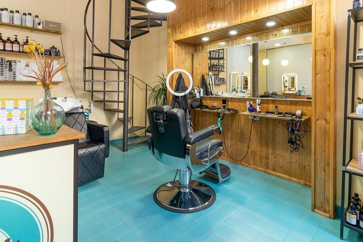 Julie's Salon Málaga Centro - Barbier Málaga - Photo de galerie - OneBooking