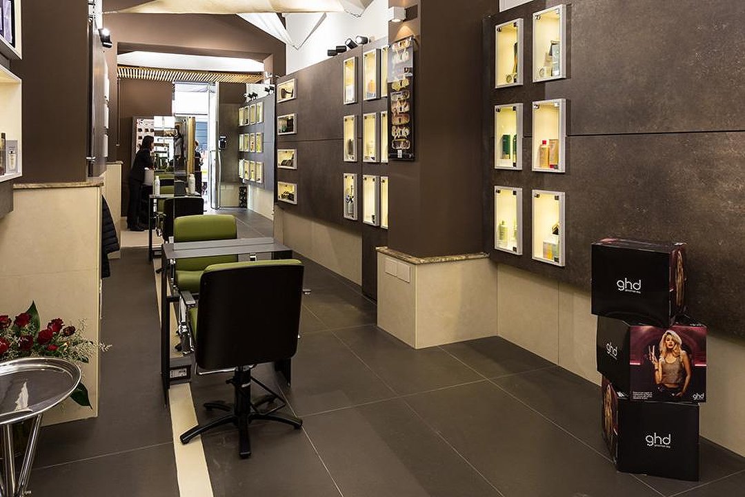 Jean Claude Paris - Via Roma, Aversa, Campania