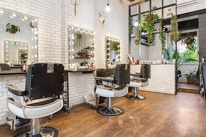 Comb Mameli 9 - Coiffure Verona - Photo de galerie - OneBooking