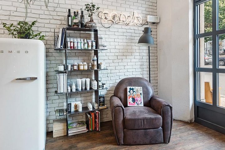 Comb Mameli 9 - Coiffure Verona - Photo de galerie - OneBooking