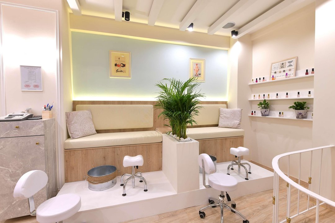 Mitropoleos Nails & Beauty, Monastiraki, Αθήνα