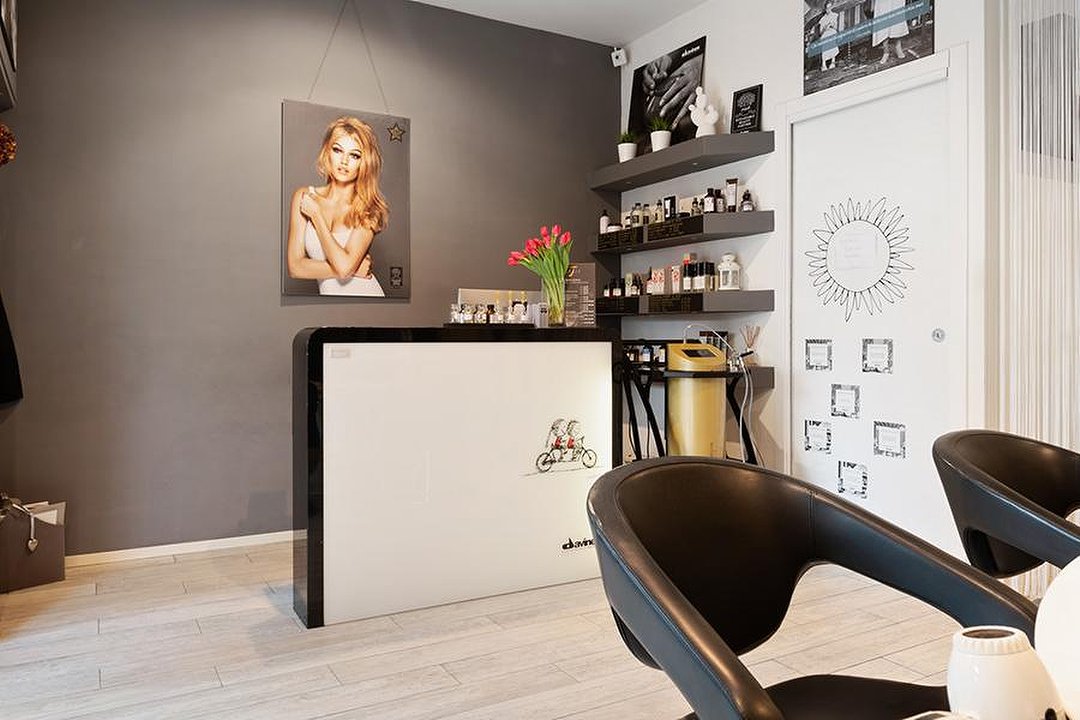 Jolie Parrucchieri - Parma, Cittadella, Parma