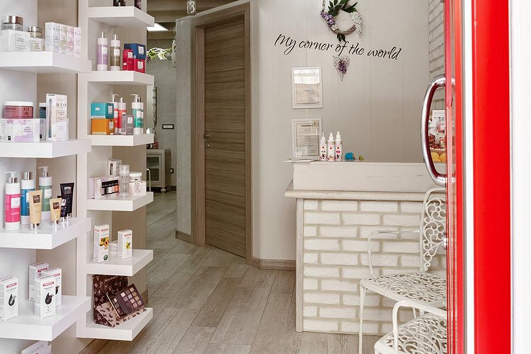 Nails & Beauty, Mesola, Emilia-Romagna