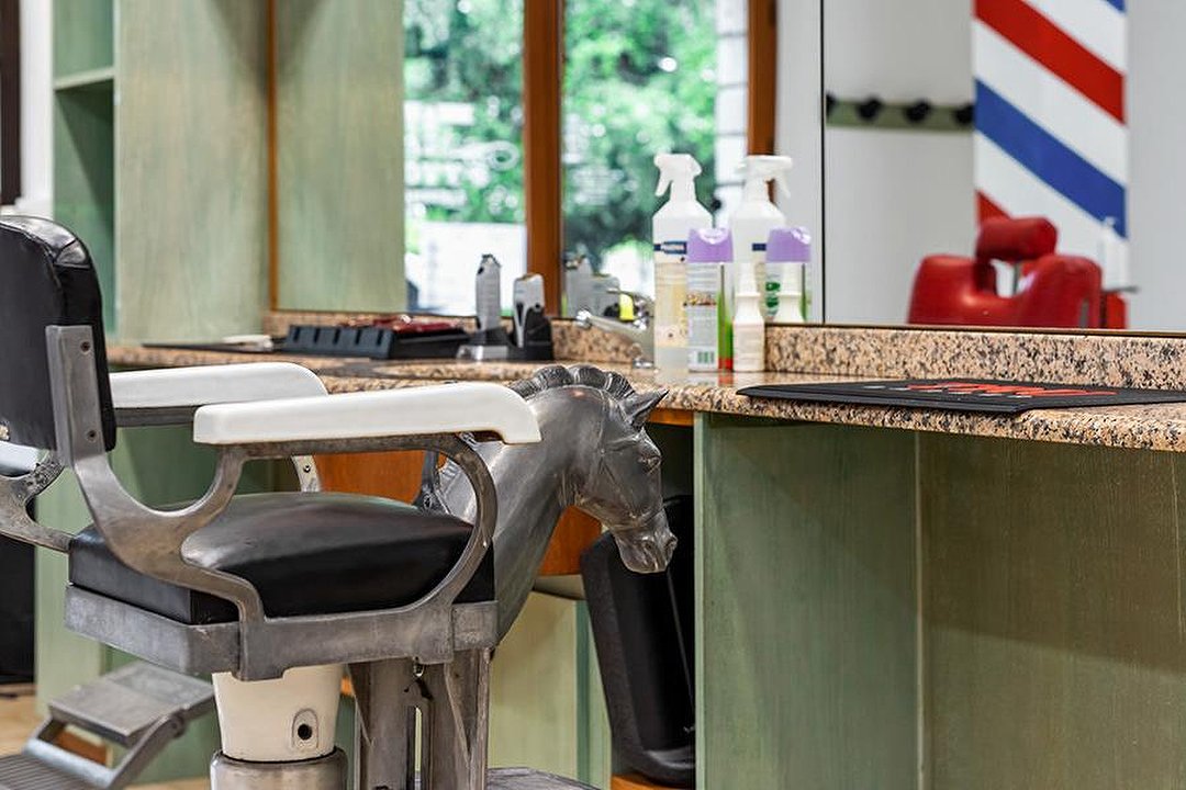 Giovy's Barberia, Sardegna