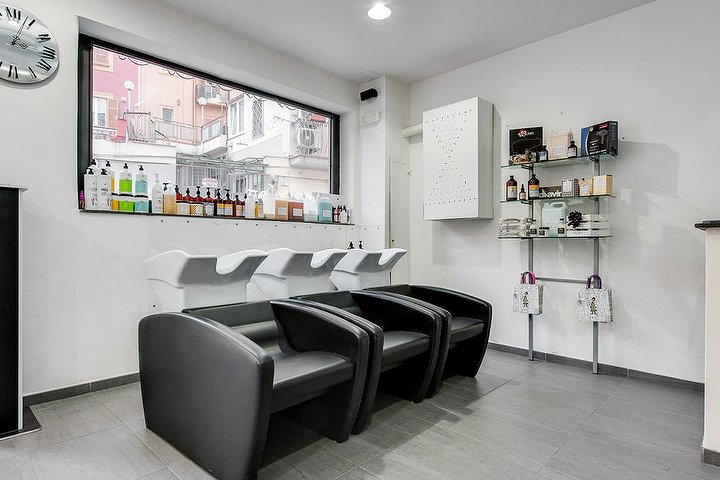 Pietro Corrado Parrucchieri - Coiffure Napoli - Photo de galerie - OneBooking