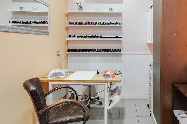 Specchio delle mie brame - Onglerie Pesaro - Photo de galerie - OneBooking