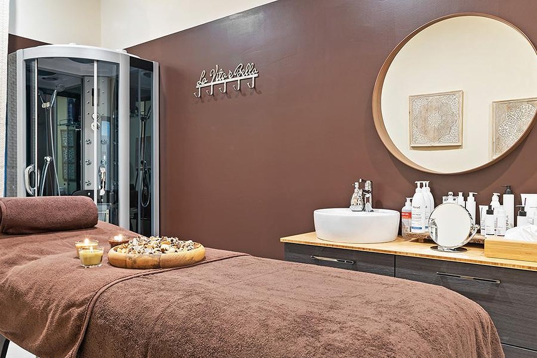 Beauty Med, Porto - Saragozza, Bologna