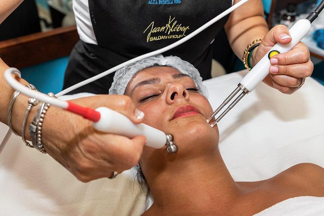 Nèmesi Alta Estetica Viso by centro benessere azzurra  Salone di bellezza  a Monte Urpinu, Cagliari - Treatwell