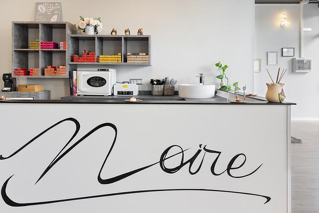 Noire Studio, Sardegna