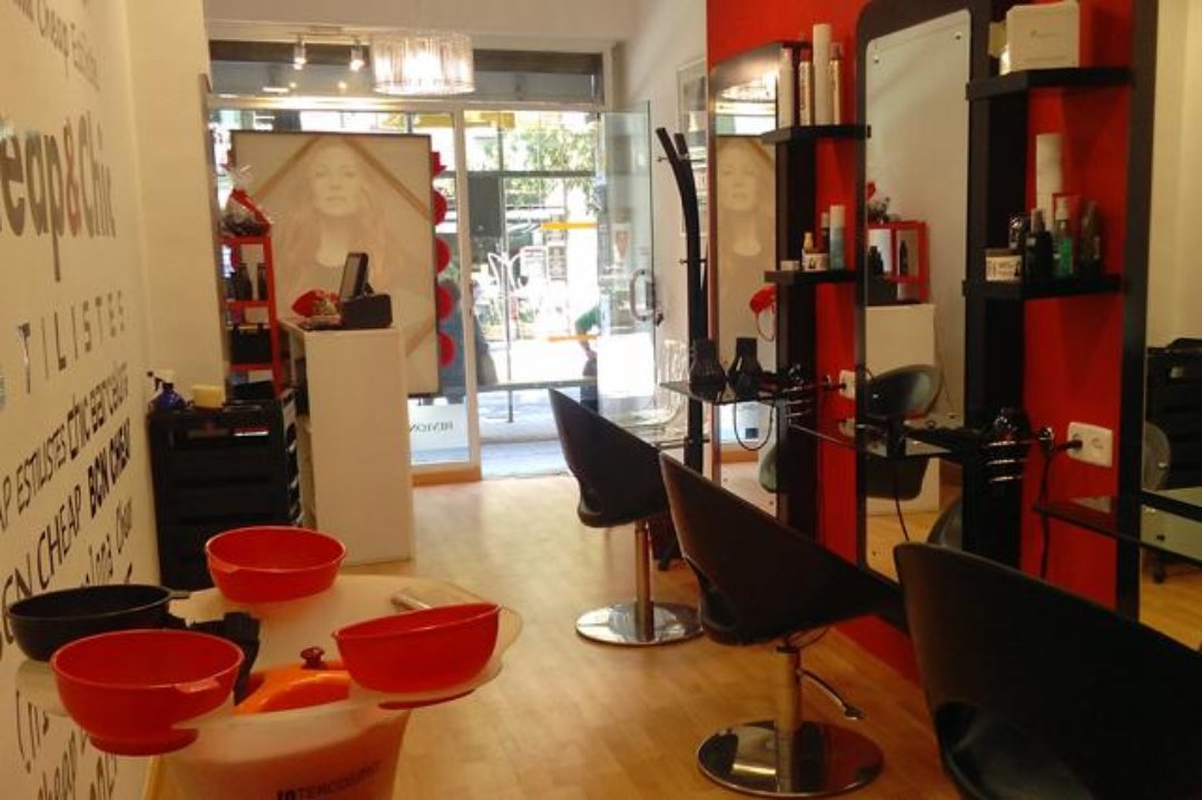 Cheap & Chic Estilistes, El Camp de l'Arpa del Clot, Barcelona
