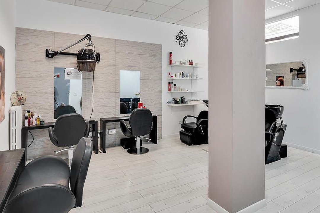 Paradiso Centro Estetico e Parrucchiere, Pesaro, Marche