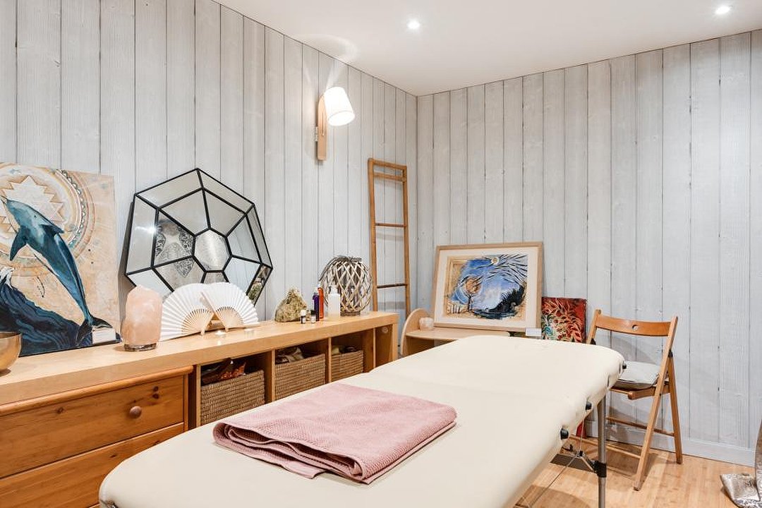 Rachel Massages Bien-Etre, Grandes-Carrières, Paris