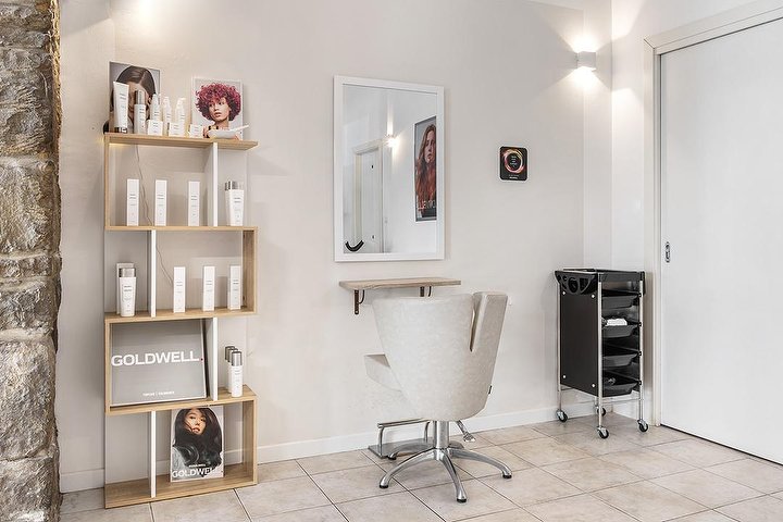 Giusca hair stylist - Coiffure Trieste - Photo de galerie - OneBooking